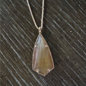 Kendra Scott Carole necklace Rose Gold